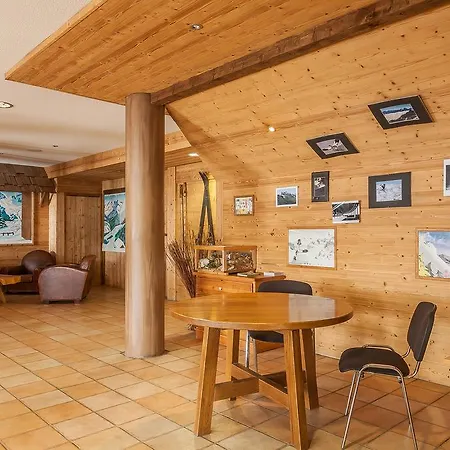 Apartman Les Balcons De & *